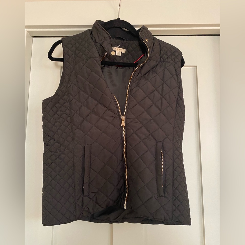 Miami Black Puffer Vest